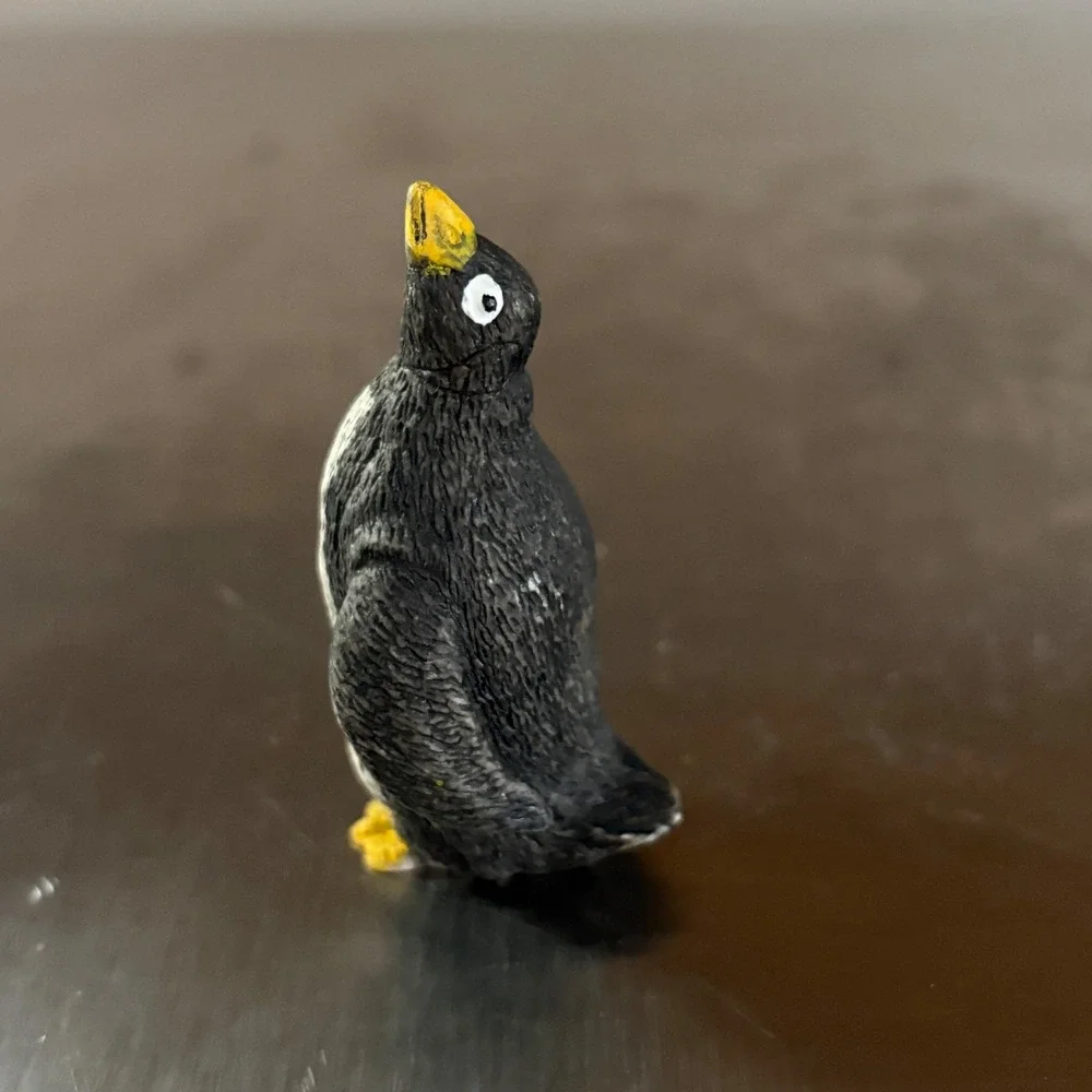 Two Cute Penguin Figurines Small Collectible Animal‎ Toys Yellow Beaks